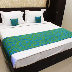 *** Hotel Collection O 8267 Galaxy India